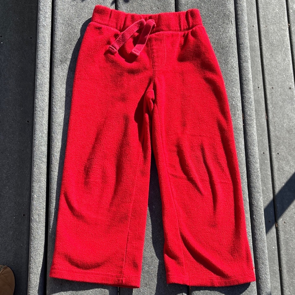 Old Navy Boys Red Fleece Sweatpants, Holiday, Winter, Cozy, Unisex Pant, Size 5T